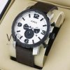 ساعه من FOSSIL تعمل بعدادات بلون ابيض وسير جلد بنى | واتشز برايم