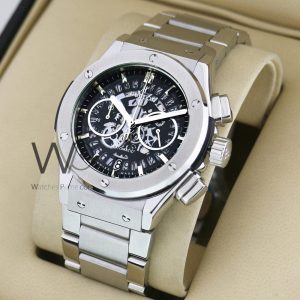 ساعه من Hublot تعمل بعدادات بلون اسود وسير فضى من المعدن