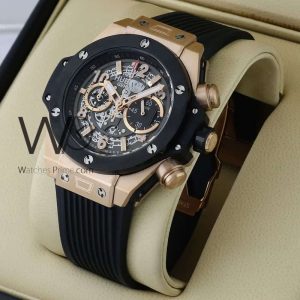 ساعه من Hublot تعمل بعدادات بلون رمادى وسير اسود من المطاط