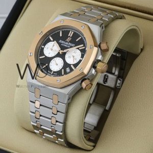 Sleek Audemars Piguet Chronograph Watch with Black Dial and Stainless Steel Strap