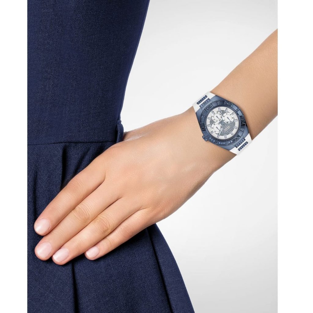 Guess Watch Luna W0653L2 | Watches Prime