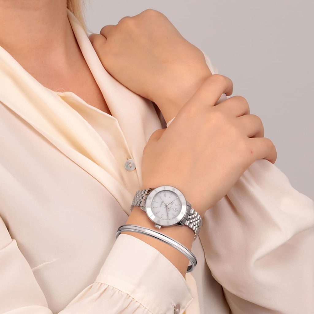 ساعة مازيراتي نسائية ساكسيسو R8853145507 | واتشز برايم