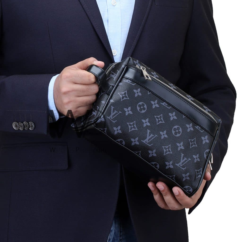شنطة لويس فيتون LV يد جلد اسود رجالي | واتشز برايم