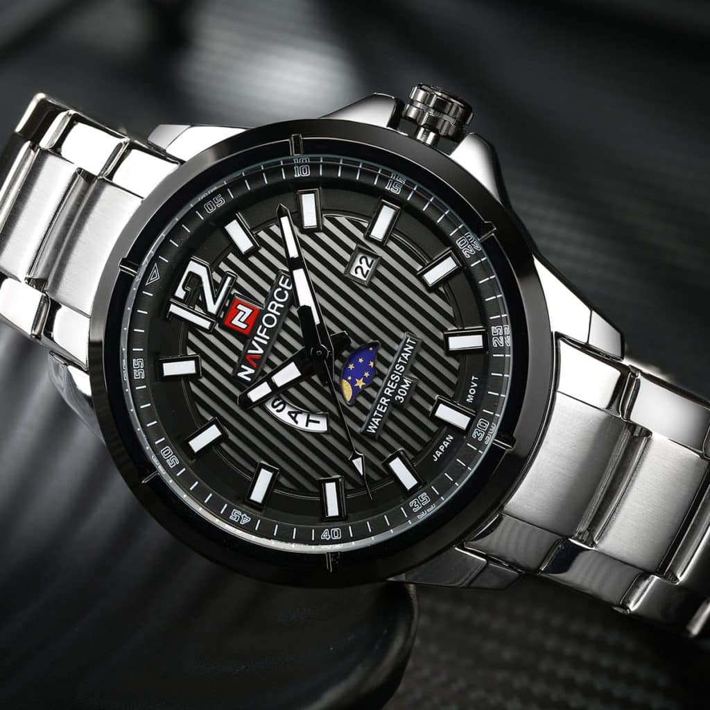 Buy Original Naviforce NF9084-S-B Analog Water Resistant 30M Wrist Watch For Men - ✓ With Black Dial - ✓ Metal Silver Strap - ✓ Quartz (Battery) Movement
