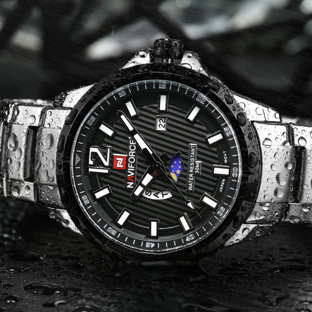 Buy Original Naviforce NF9084-S-B Analog Water Resistant 30M Wrist Watch For Men - ✓ With Black Dial - ✓ Metal Silver Strap - ✓ Quartz (Battery) Movement
