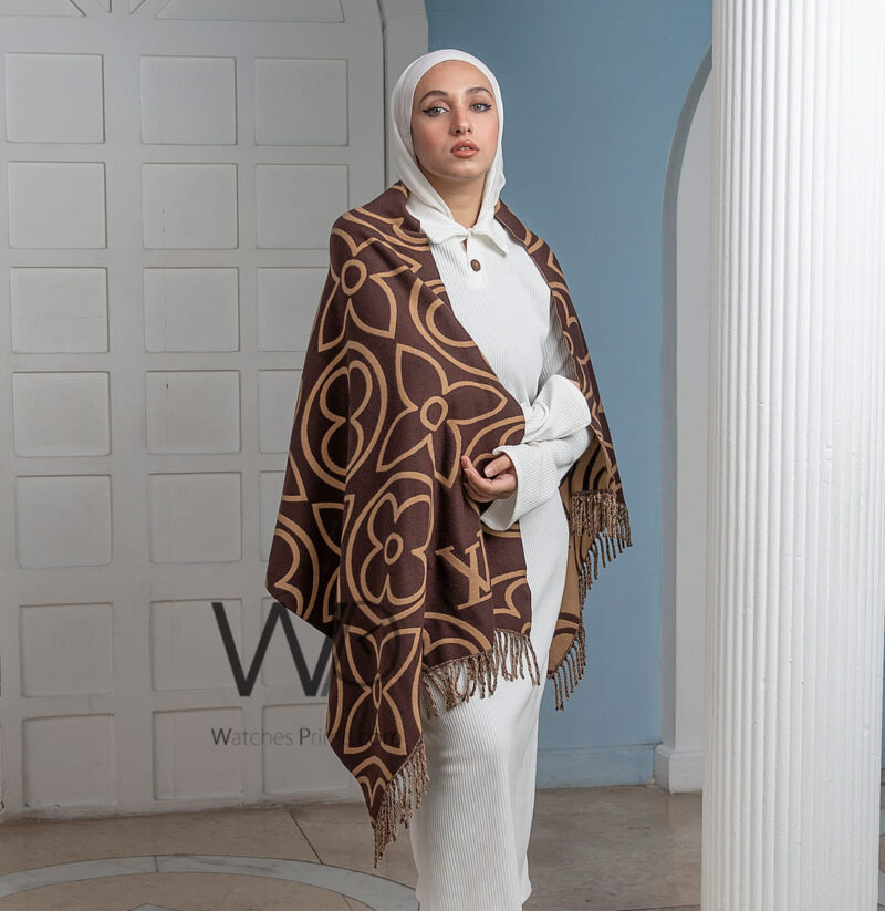 شال سكارف ماركة لويس فيتون LV من صوف الكشمير بلون بني | واتشز برايم